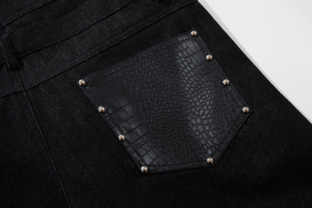 Double-waist barrel jeans styled for an everyday casual look