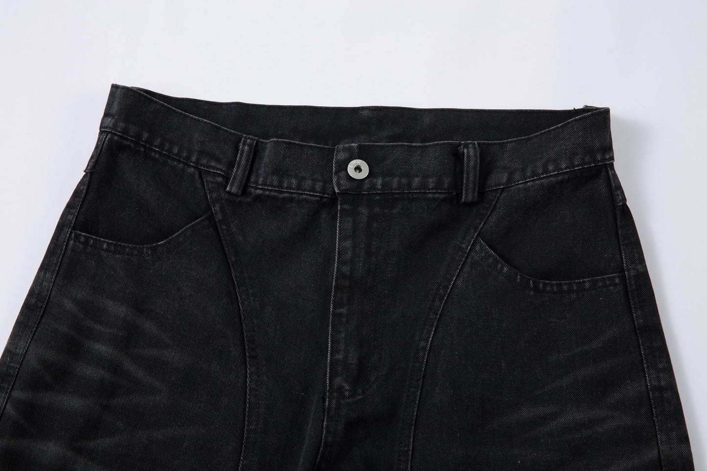 Distressed Washed Multi-Pocket Denim Jeans