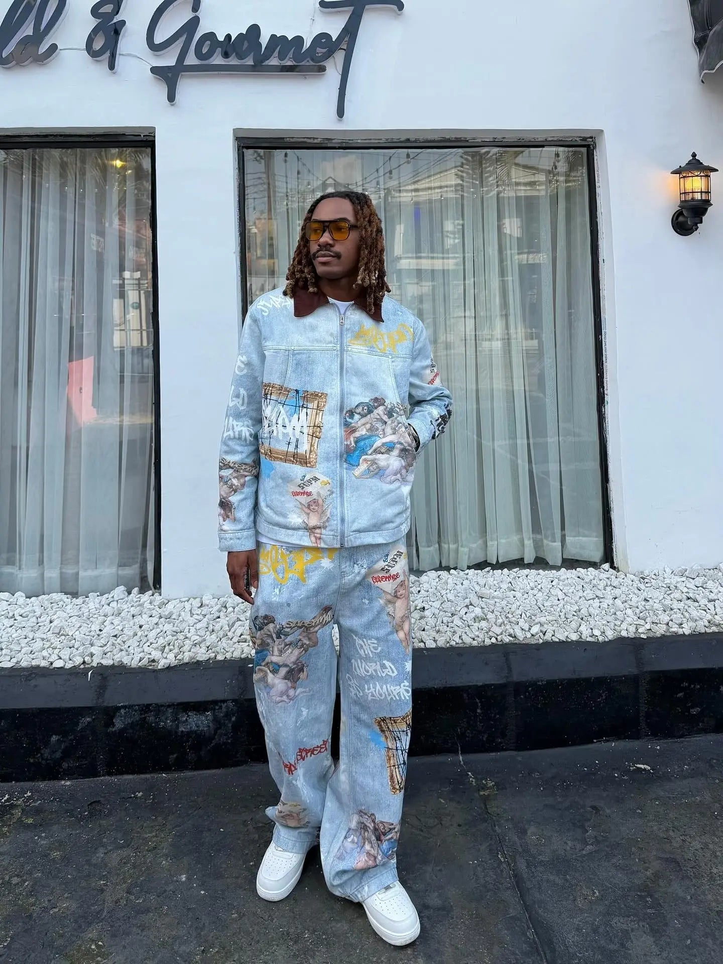 Retro Graffiti Angelic Print Baggy Jeans