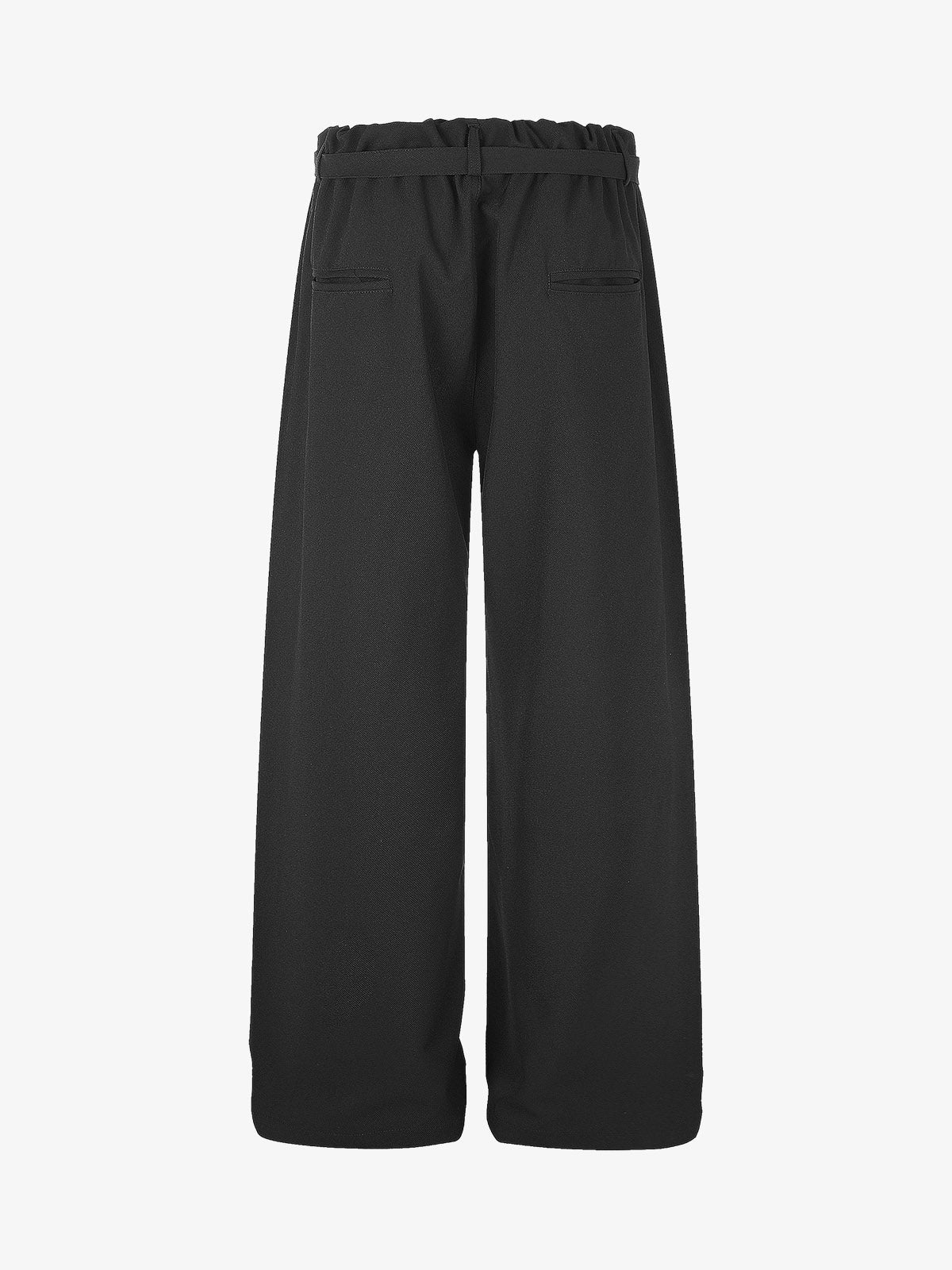 Close-up of the elastic waistband on printed trousers
