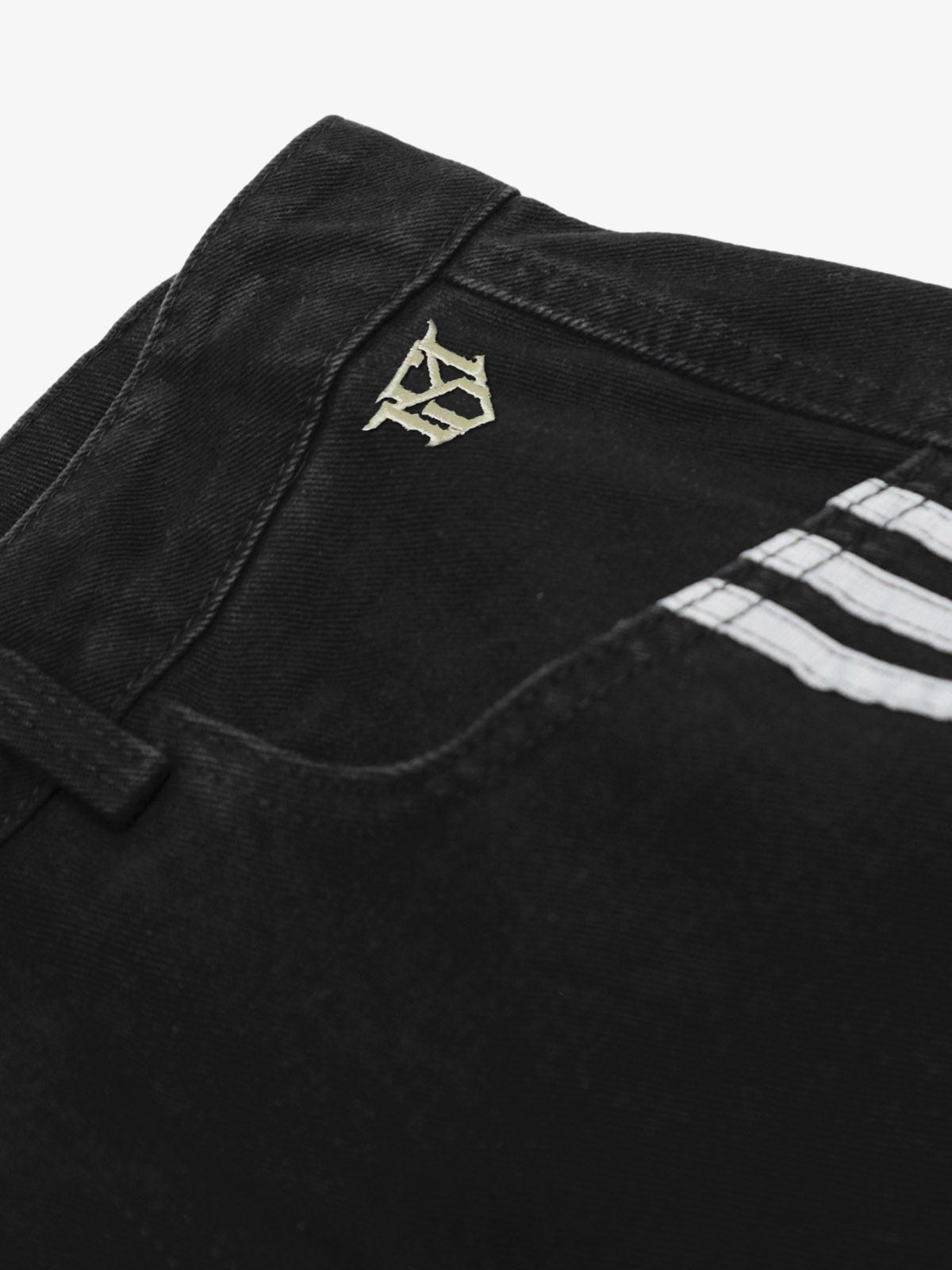 Contrast Stitching Barrel Leg Denim Jeans