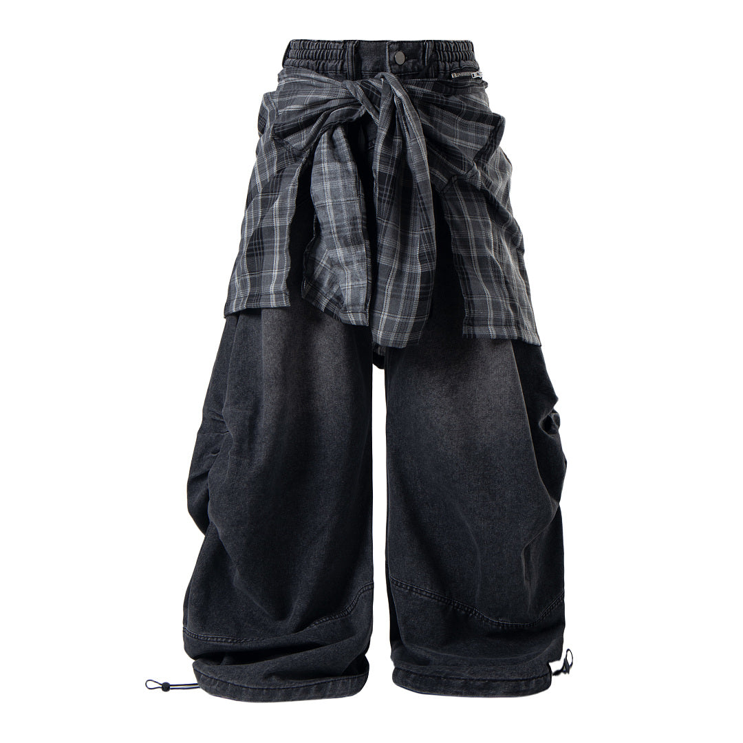Baggy jeans showing the detachable plaid layer