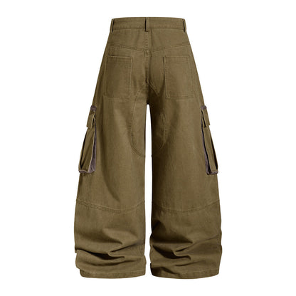 Wide-leg cargo trousers with utility-inspired pocket design