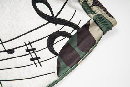 Loose-fitting camouflage sweatpants with practical side pockets