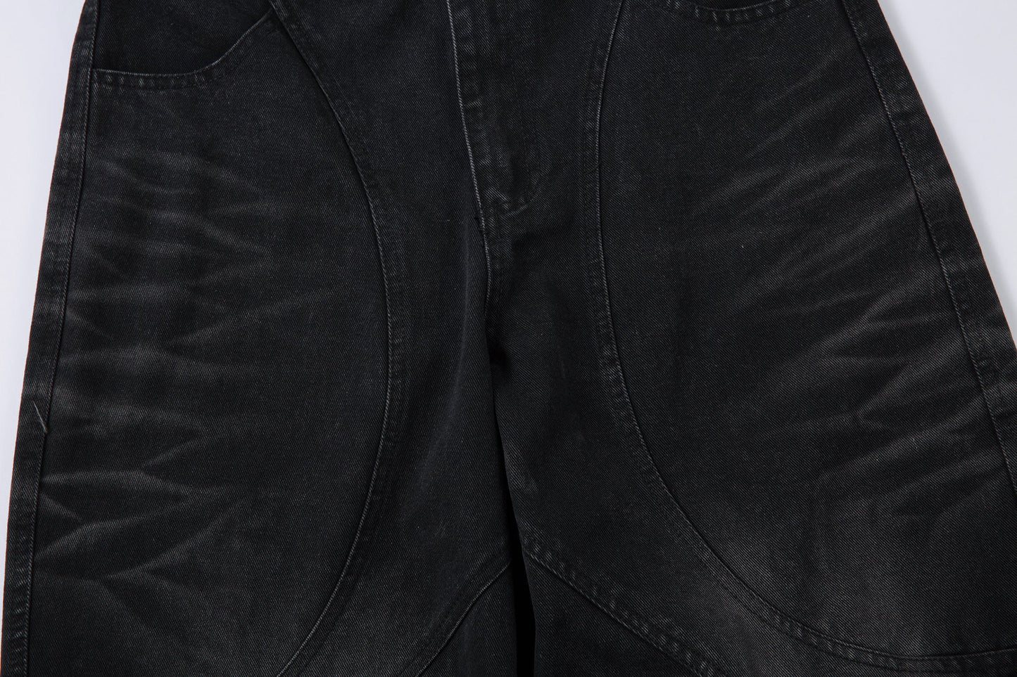 Distressed Washed Multi-Pocket Denim Jeans