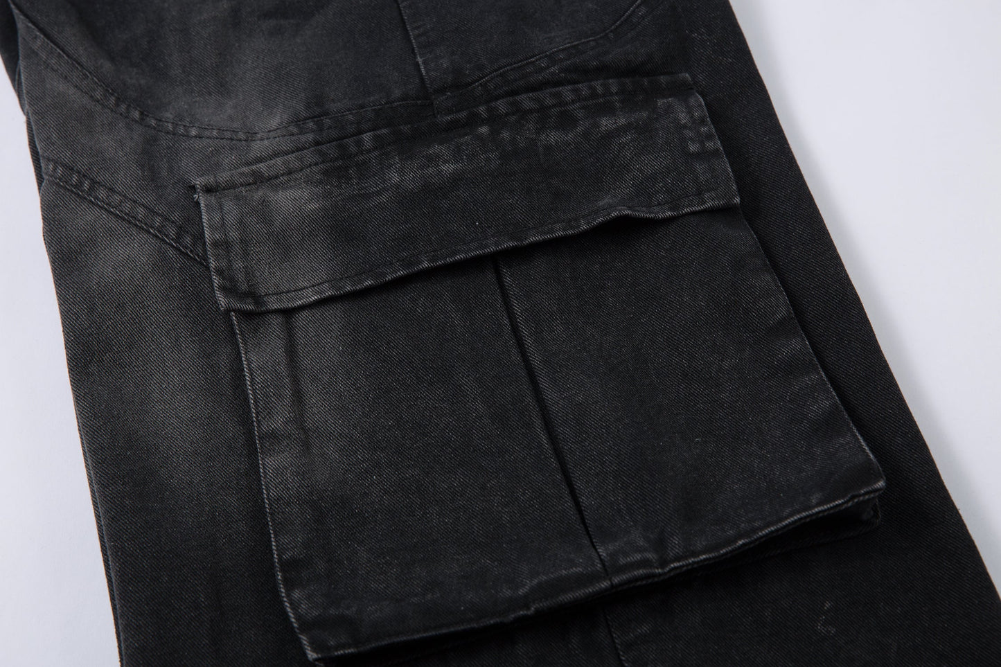 Distressed Washed Multi-Pocket Denim Jeans