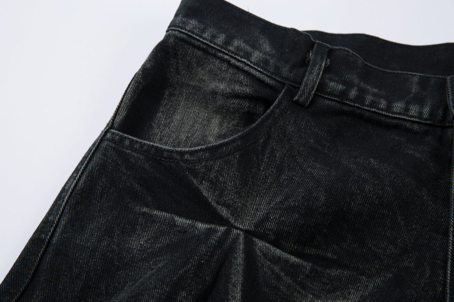 Washed Distressed Pleated Baggy Jeans