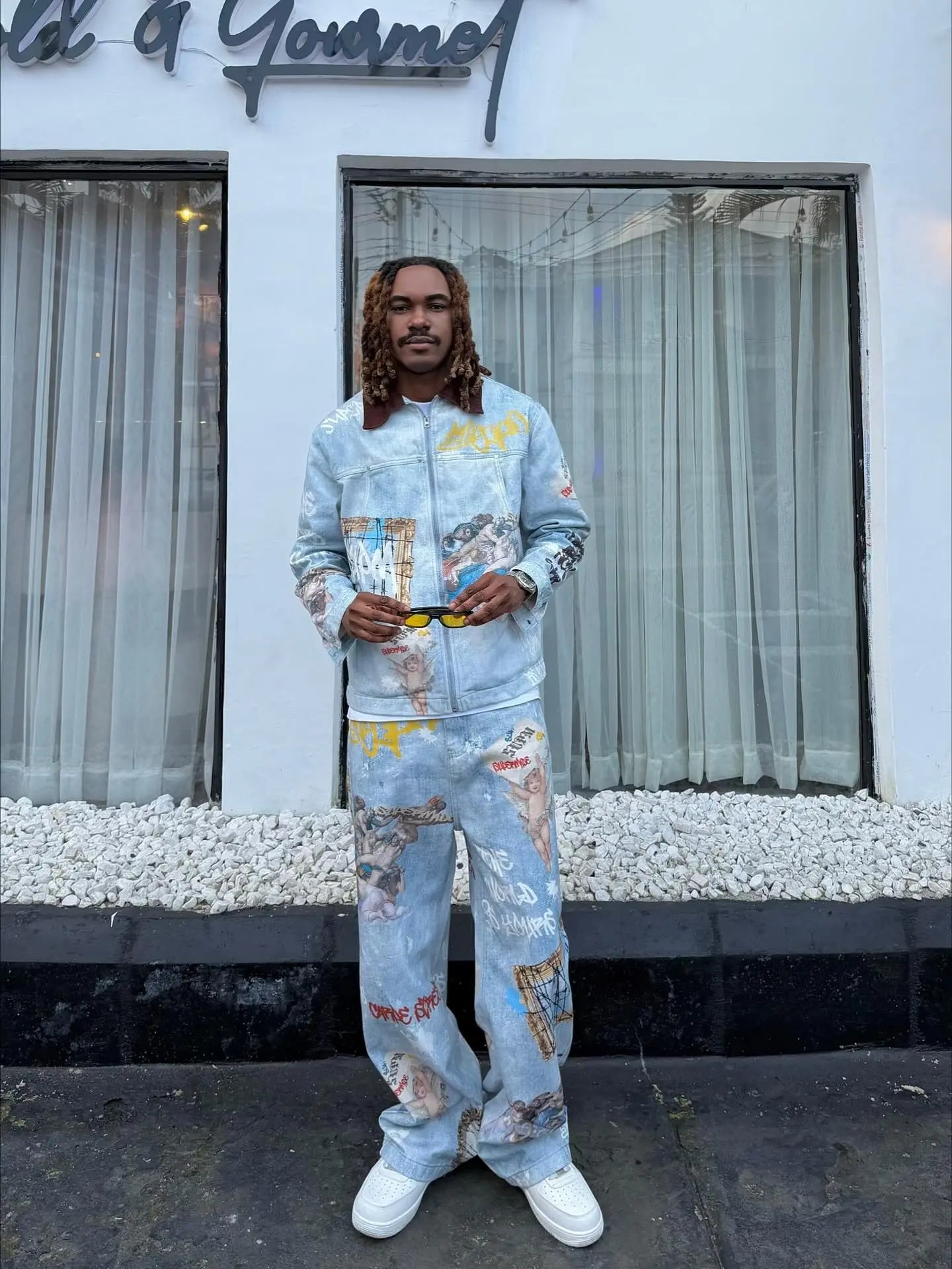 Retro Graffiti Angelic Print Baggy Jeans