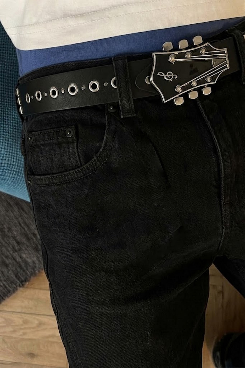 Fashion guitar strap belt detail for Y2K and alternative styling