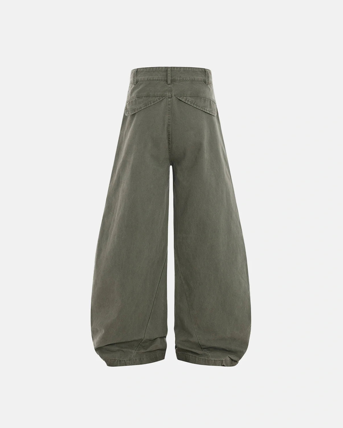 Barrel-leg silhouette of washed cotton cargo trousers
